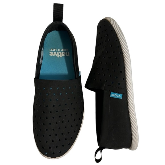 Native Venice Cutout Perforated Slip-Ons - Black Unisex M 3/W 5/EU 34.5 - Picture 2 of 10